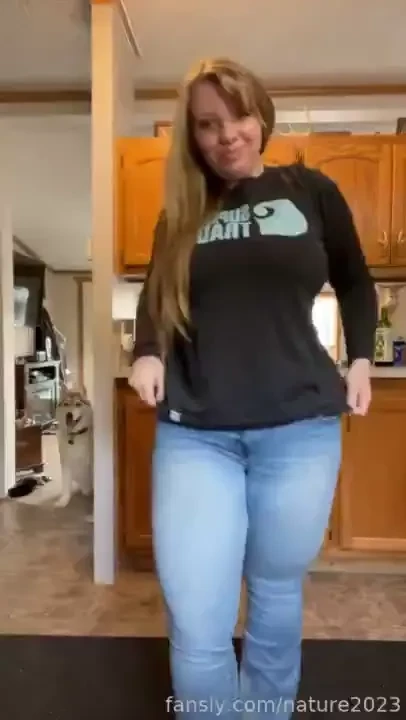 Let s go out and grab lunch together babe do you like my outfit fyp 