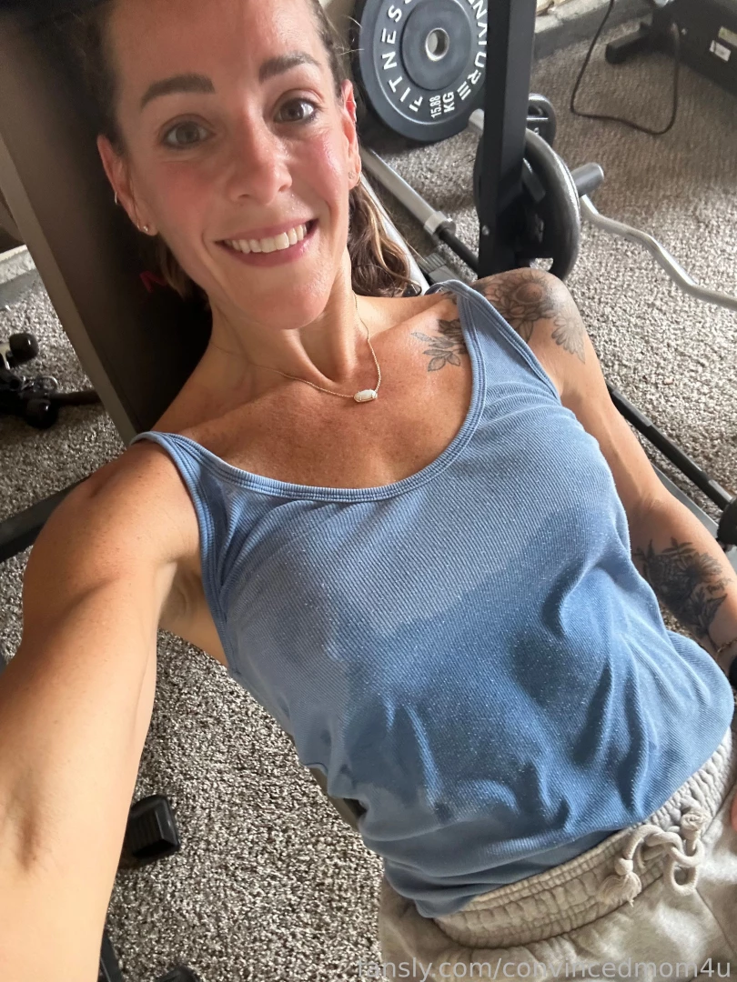 Helllooo happy monday got a little sweaty today part 2 