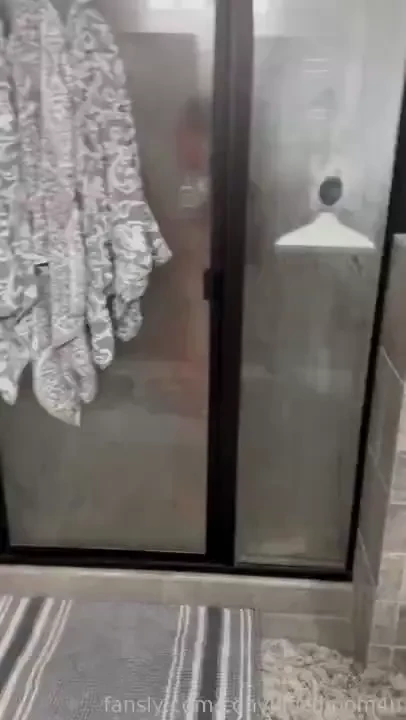 Someone call 9-1-1 shorty s getting cummed on in the bathroooom 