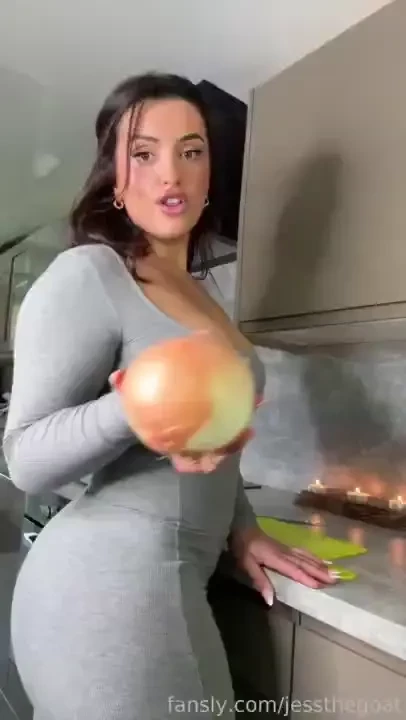 Pov i m your wife amp im at home making your dinner pawg pussy sex 