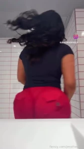 Nothing better than short gym shorts right jessthegoat pakistani tits