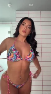 Wanna have some fun with me dm me jessthegoat pakistani sextape sex