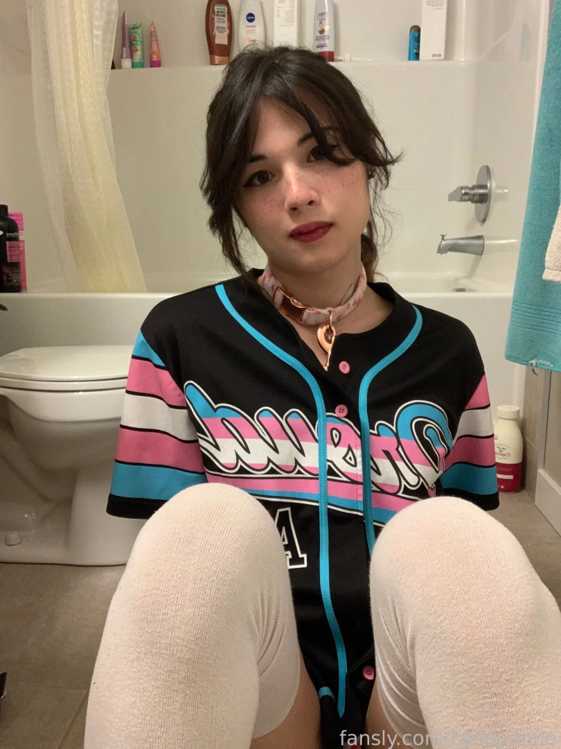 My horse dildo finally arrived and it shoots cum stay tuned video part 5 