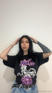 Can you maintain eye contact part 2