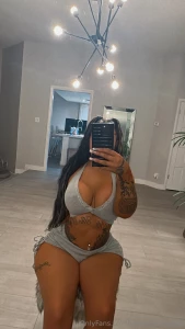 Im backkk who missed me pm me lets sext