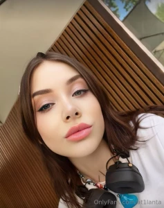 Stop scrolling smiley queen babe_booo is for playing dirty truth or part 46