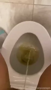 I definitely pee piss leak leaking leaks before i even turn around to