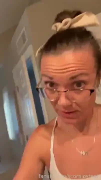 Whoa the fountain goldenshower selfpee peeself pissself selfpiss then 