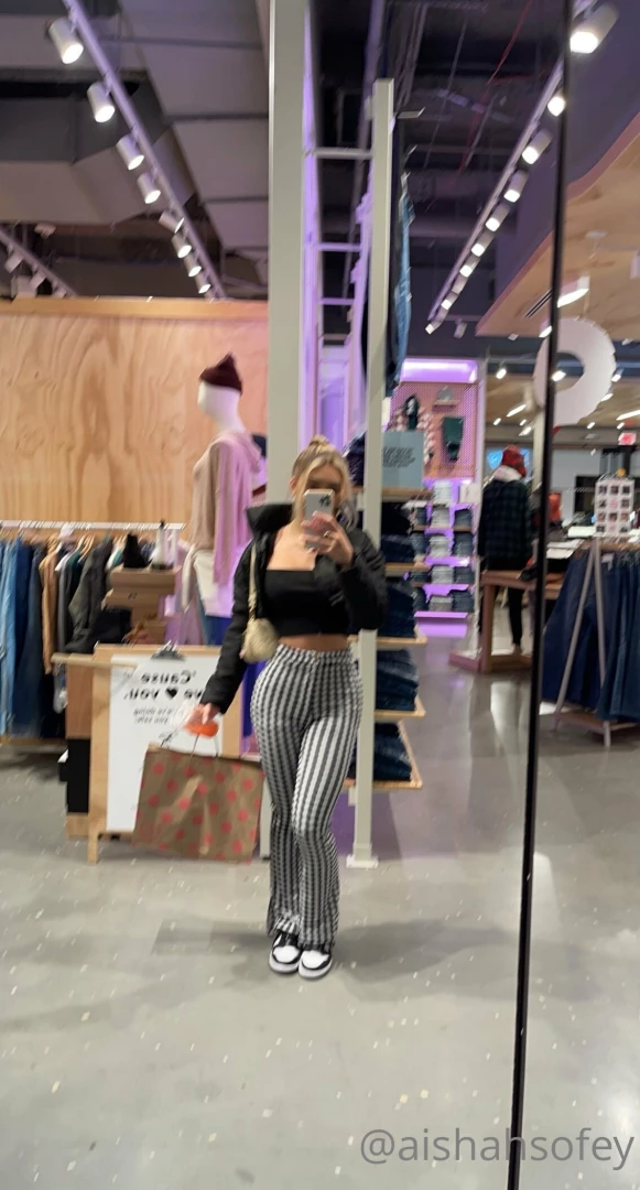 Shopping always cheers me up 