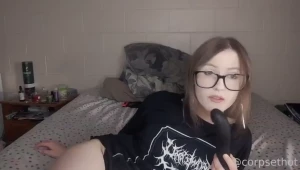 Teasing the tip of ur dick