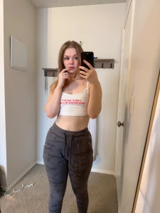 What would you give to have these lips wrapped around your cock part 31