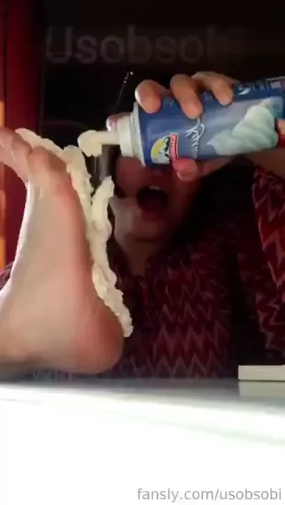 I worship me feet with whipped cream and i loved it so much lt 3 i 