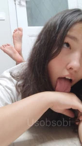 Who loves the pose i think you ll cum fast if i will tease you like