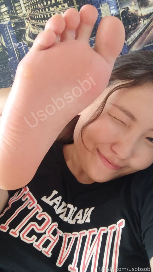 Cute paws for good vibes cute asianfeet soles feet footfetish part 2 