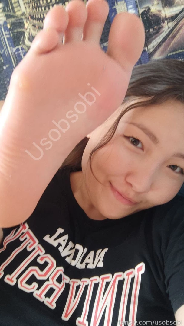 Cute paws for good vibes cute asianfeet soles feet footfetish 