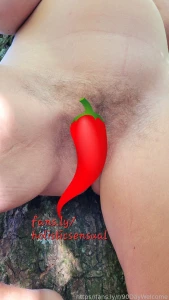 Calling all bush and labia lovers come to the woodlands to see what