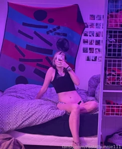 Who wants to see somthin new