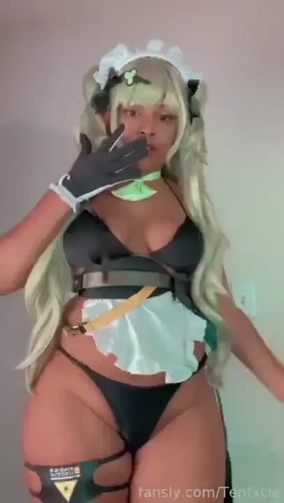 Working on some new stuff photoset and video being filmed when i wake 