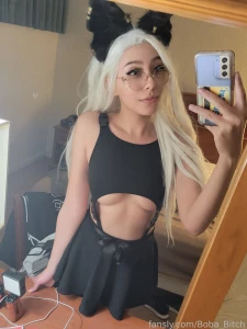 No fansly livestream today i m at twitchcon this weekend and that is