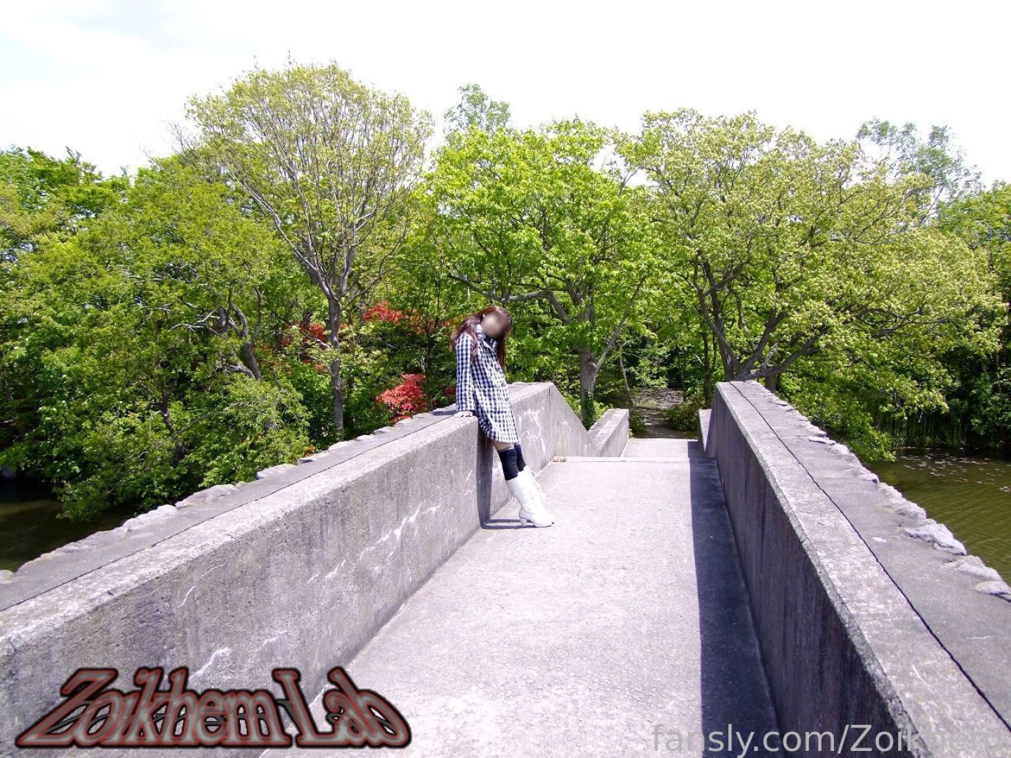 This is a continuation of the series choye exposes her naked body in part 22 