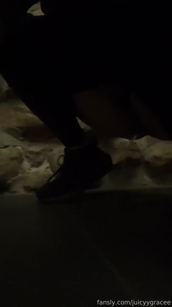 New year same pee piss peeplay publicpee watersports pussy wet public 