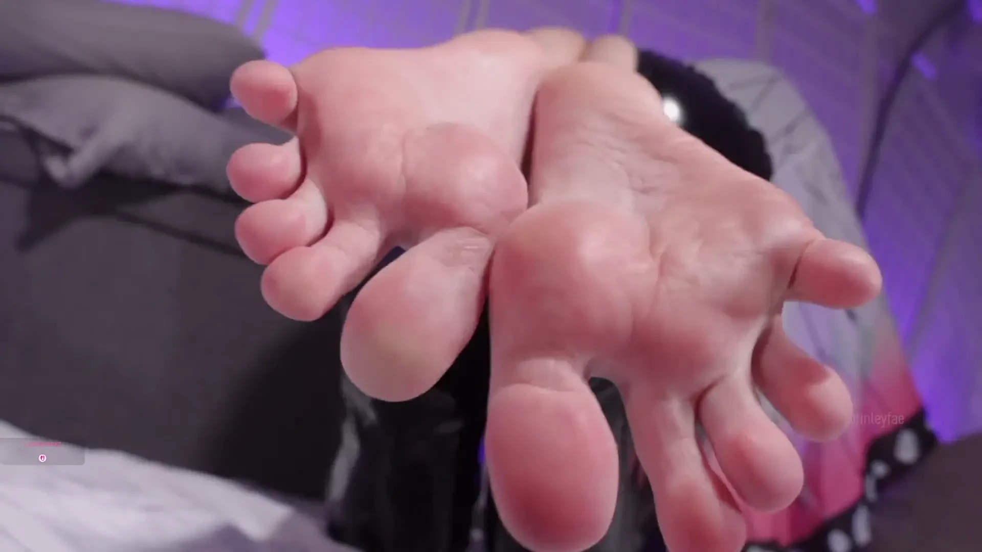 4 22 25 stream highlights shinobu shows the bottom of her feet and 