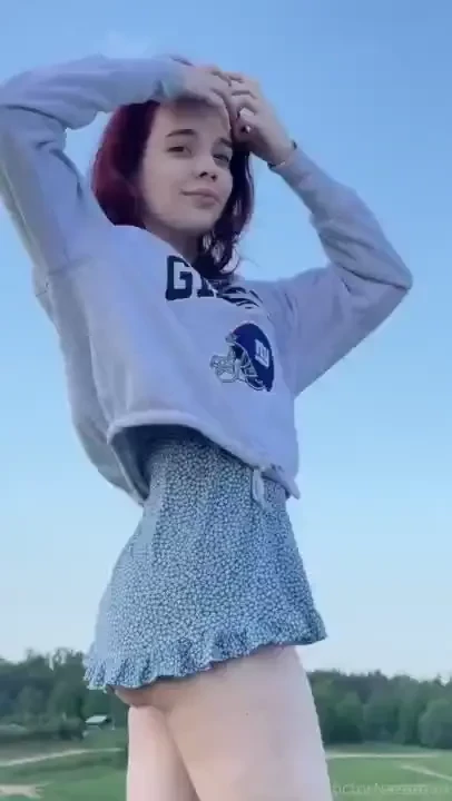 Let s take a walk in the wind shall we selfie soft life model girl gfe 