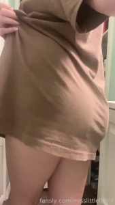 Do i look cute in this oversized tshirt fyp bigass thick curvy latina