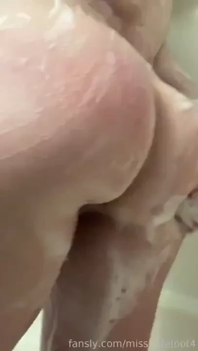 Do you like my ass all soapy would you smack it for me or what fyp 