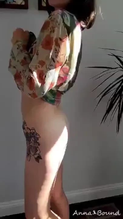 The weather is getting cooler but the fall light hits my yoga space part 5 