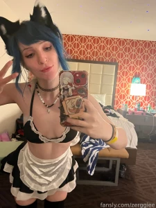 Wore my little kitty maid fit for a bit in vegas at a friends party part 1