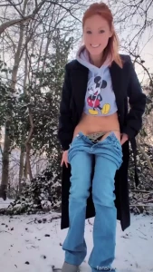 Melting some snow for safer pathways pee outdoor piss outdoorpee