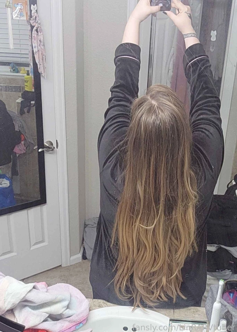 Selfie content i impulsively chopped all my hair off 3 going for a part 1 