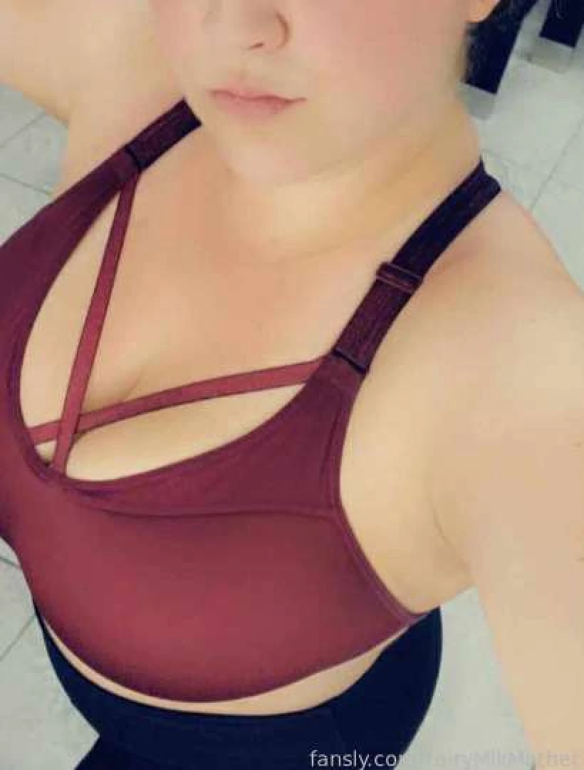 Who s going to the gym with me 