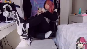 For all the based feet lovers feets n dildo fj