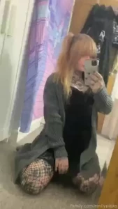 Do u want more amateur-ish phone clip style strip teases n stuff like