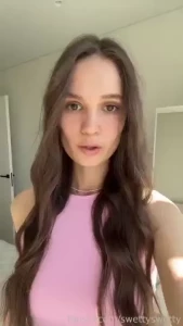 Dreaming of sunshine and rosy afternoons brunette longhair pretty