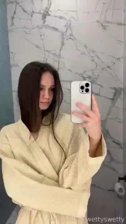 Morning reflections in the marble jungle pale natural cute longhair 