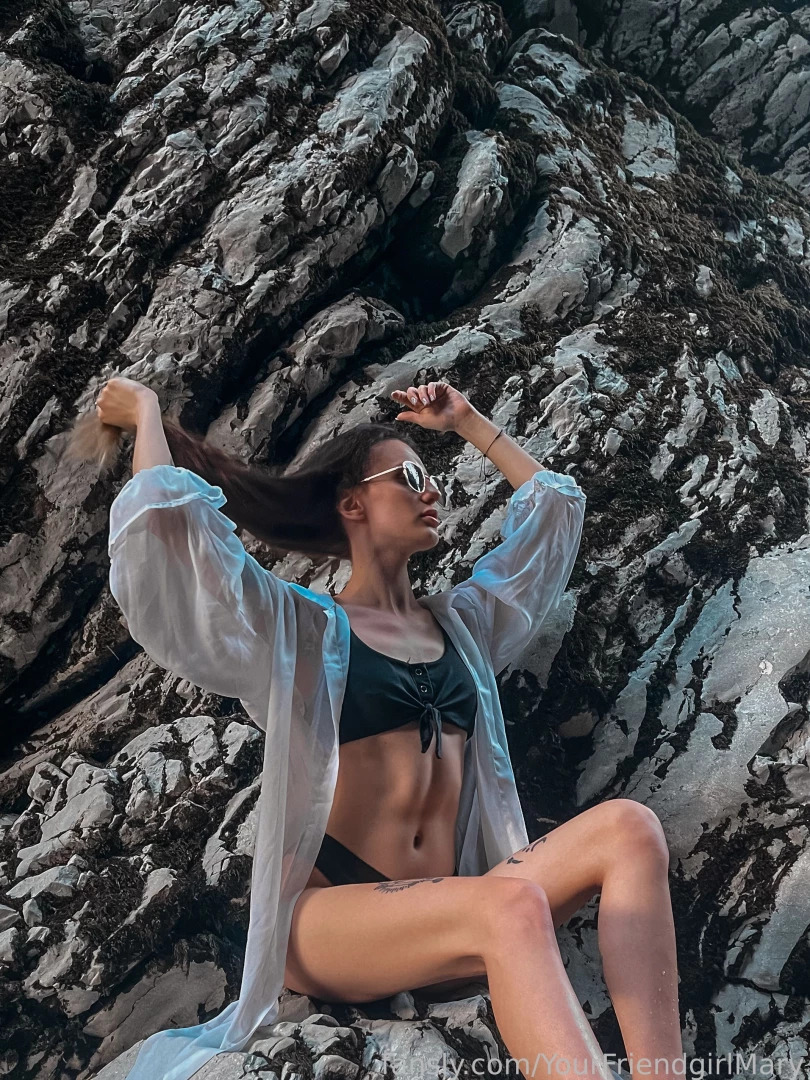 I wish i could get naked and show you a little more of my body but 