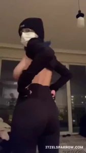 Very focused on cooking d