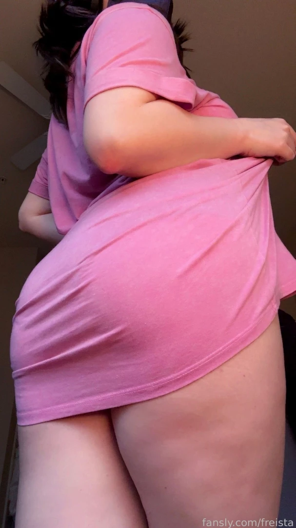 I ve been slowwwwly working on my legs and ass can you tell 