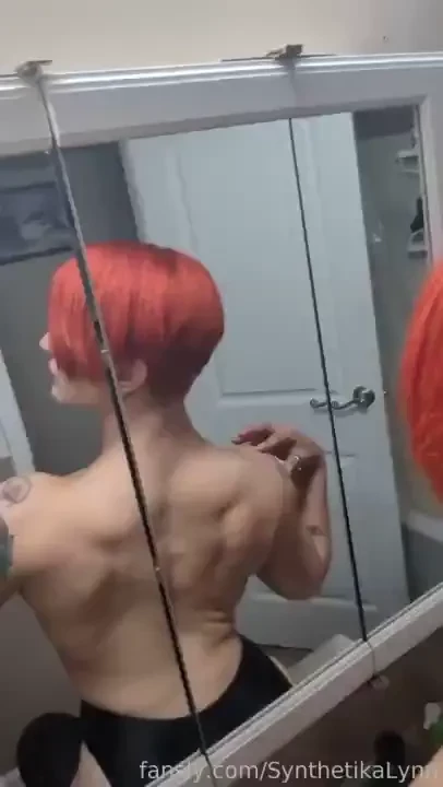 I m just a muscle lady with a lizard tongue muscles musclegirl 