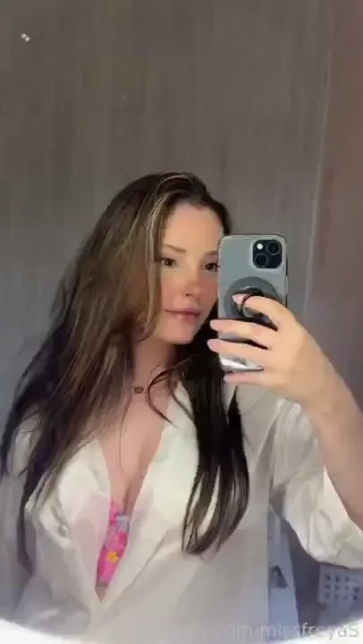 Oh hi there love want to come to bed so i can show you my new lingerie 