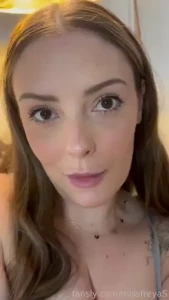 Come and see what all the fuss is about fingering fingerfuck