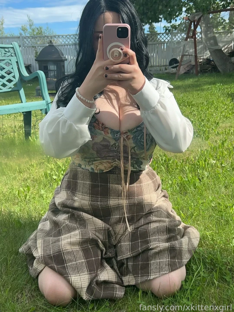 I took too many photos of myself today sfw curvy thick fantasy barmaid part 14 