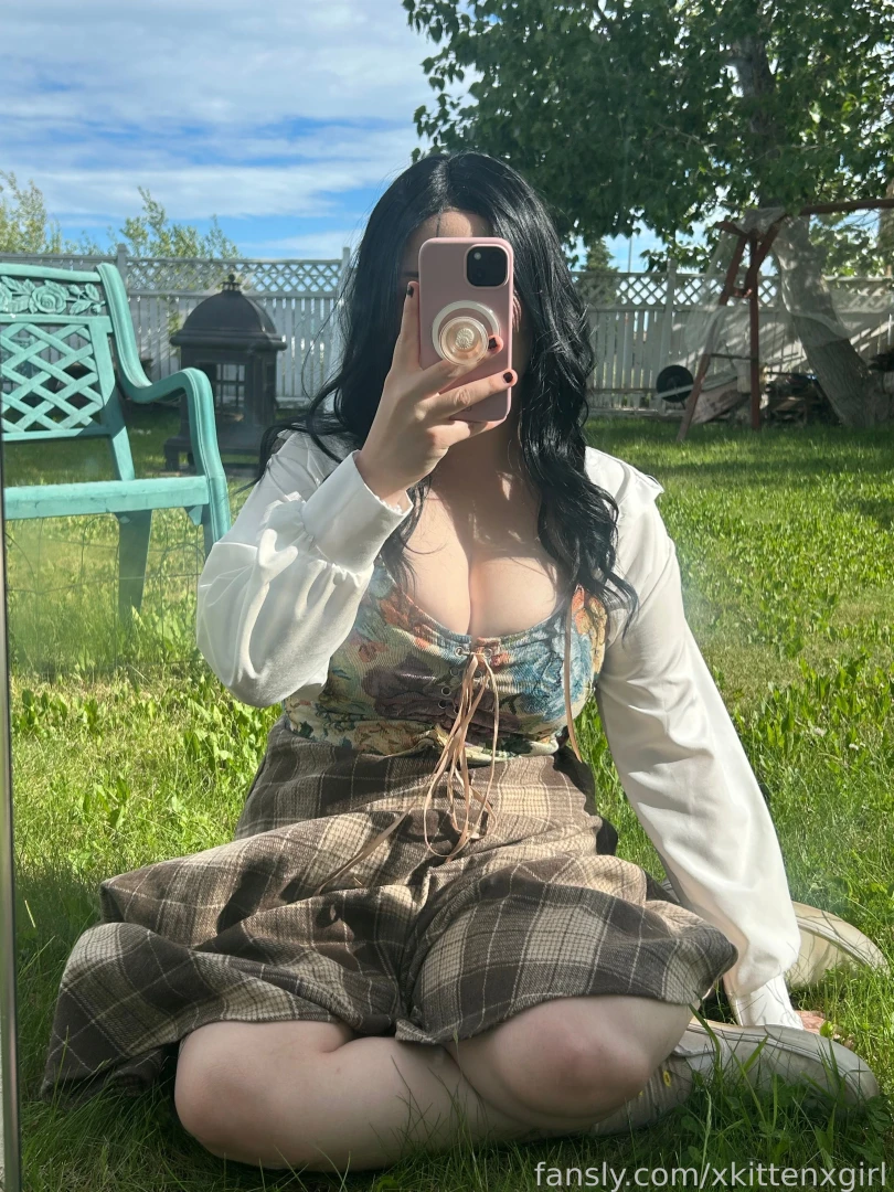 I took too many photos of myself today sfw curvy thick fantasy barmaid part 17 