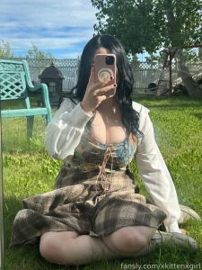 I took too many photos of myself today sfw curvy thick fantasy barmaid part 17