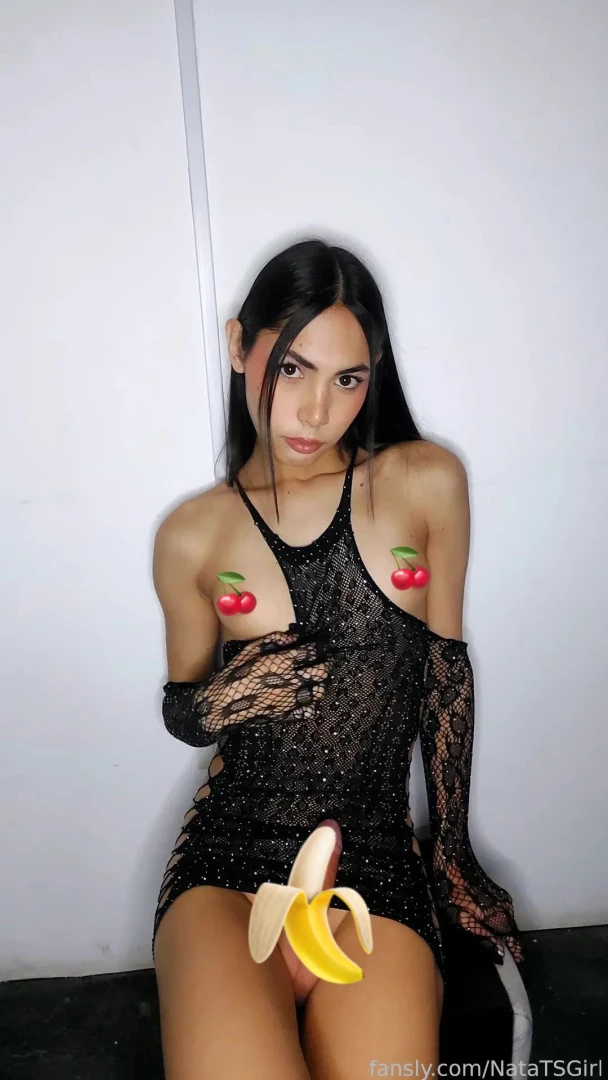 I have a naughty wet secret that is between my legs natatsgirl check 