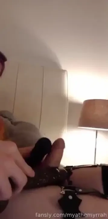 I love it when i smack my balls 