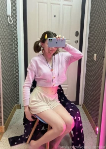 How do you like this outfit cute do you want to see what s under it